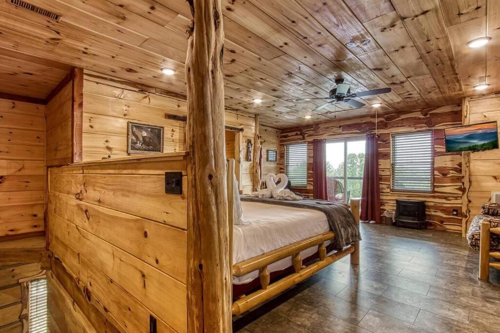 塞维尔维尔The Log Castle~Stunning Mountain Views~Hot Tub别墅 外观 照片
