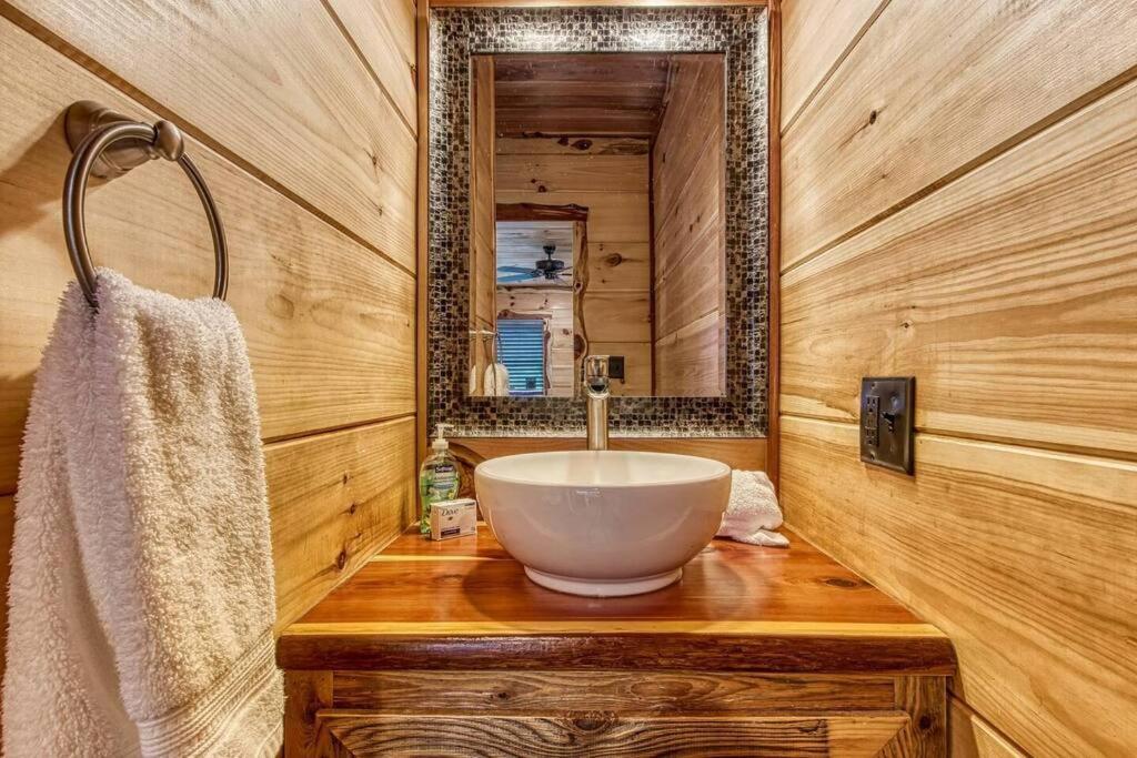 塞维尔维尔The Log Castle~Stunning Mountain Views~Hot Tub别墅 外观 照片