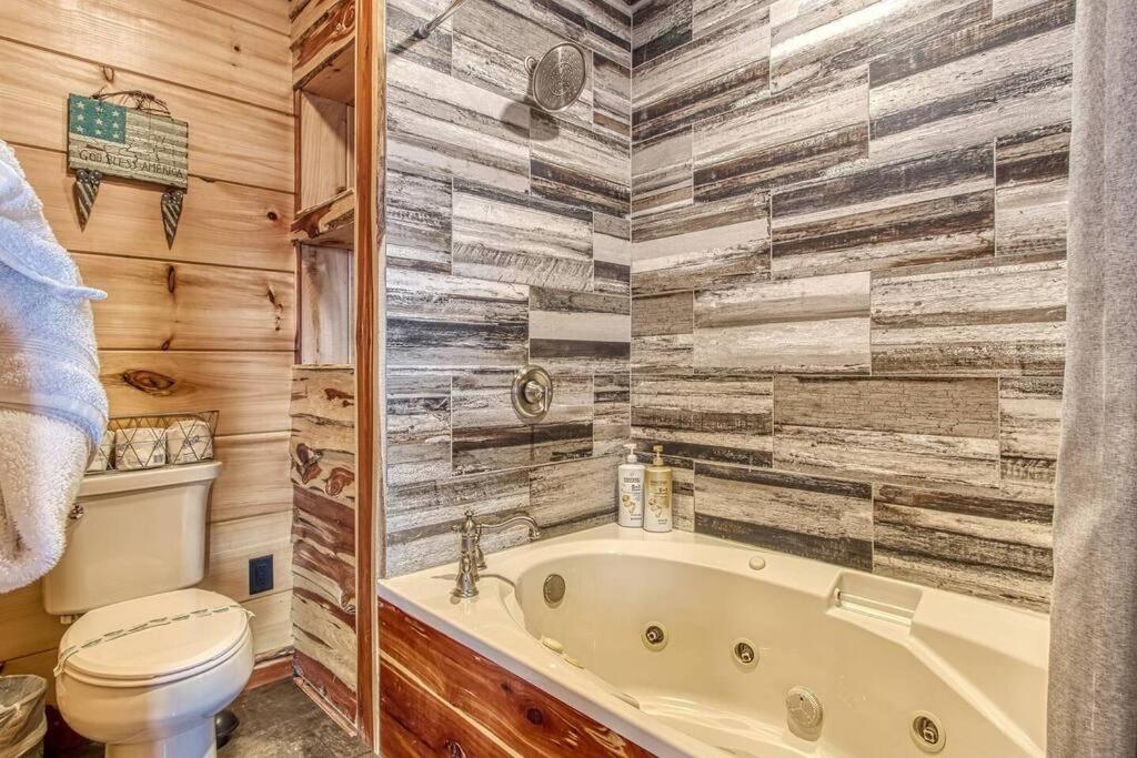 塞维尔维尔The Log Castle~Stunning Mountain Views~Hot Tub别墅 外观 照片