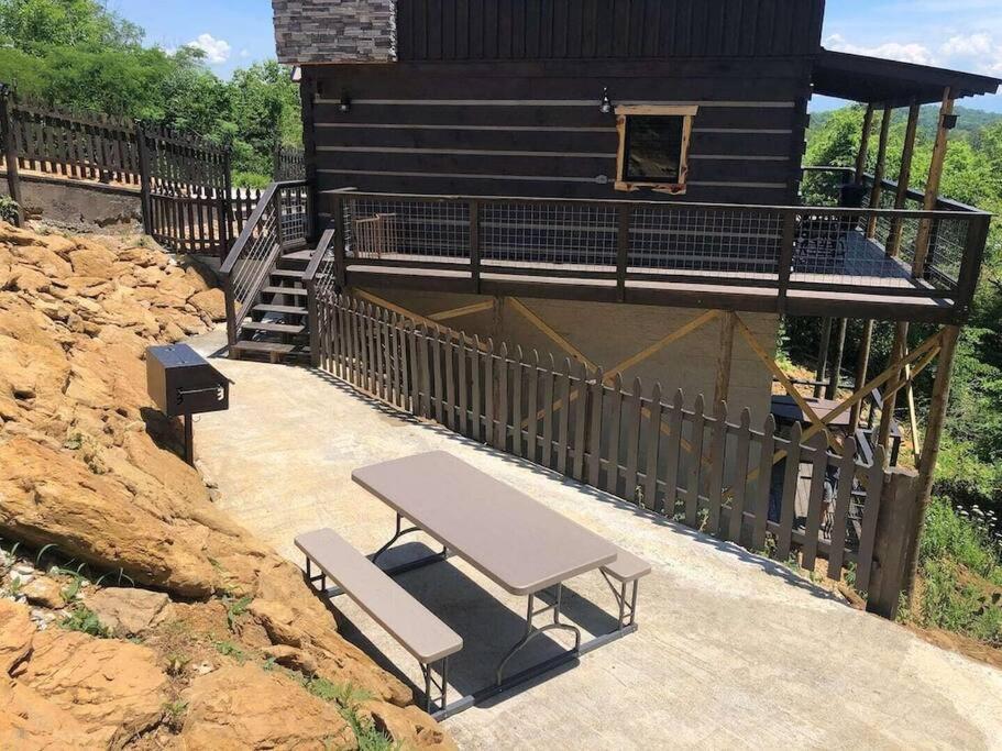塞维尔维尔The Log Castle~Stunning Mountain Views~Hot Tub别墅 外观 照片
