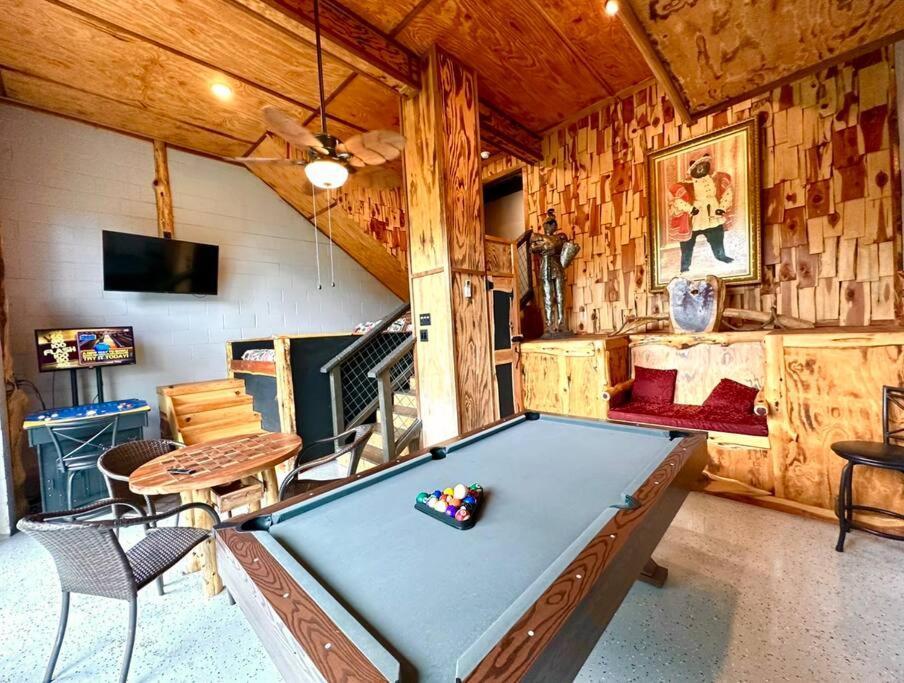 塞维尔维尔The Log Castle~Stunning Mountain Views~Hot Tub别墅 外观 照片